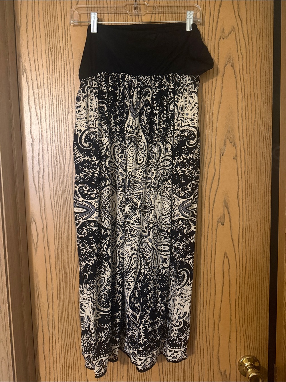Black and White Paisley Maxi Skirt - Women